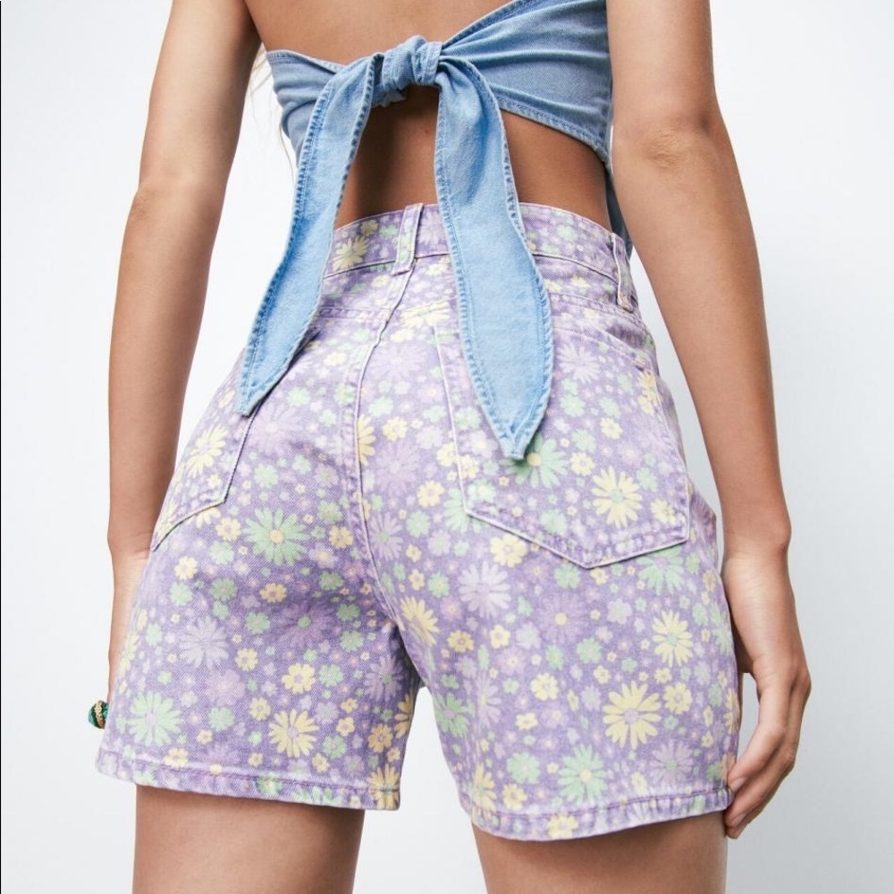 Zara purple floral high waisted shorts